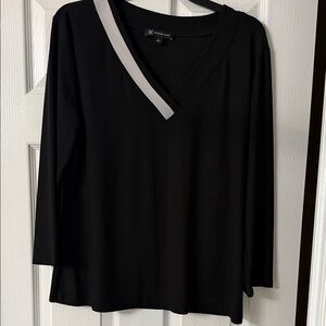 INC International Concepts Black Long Sleeve Top with Gray Accent